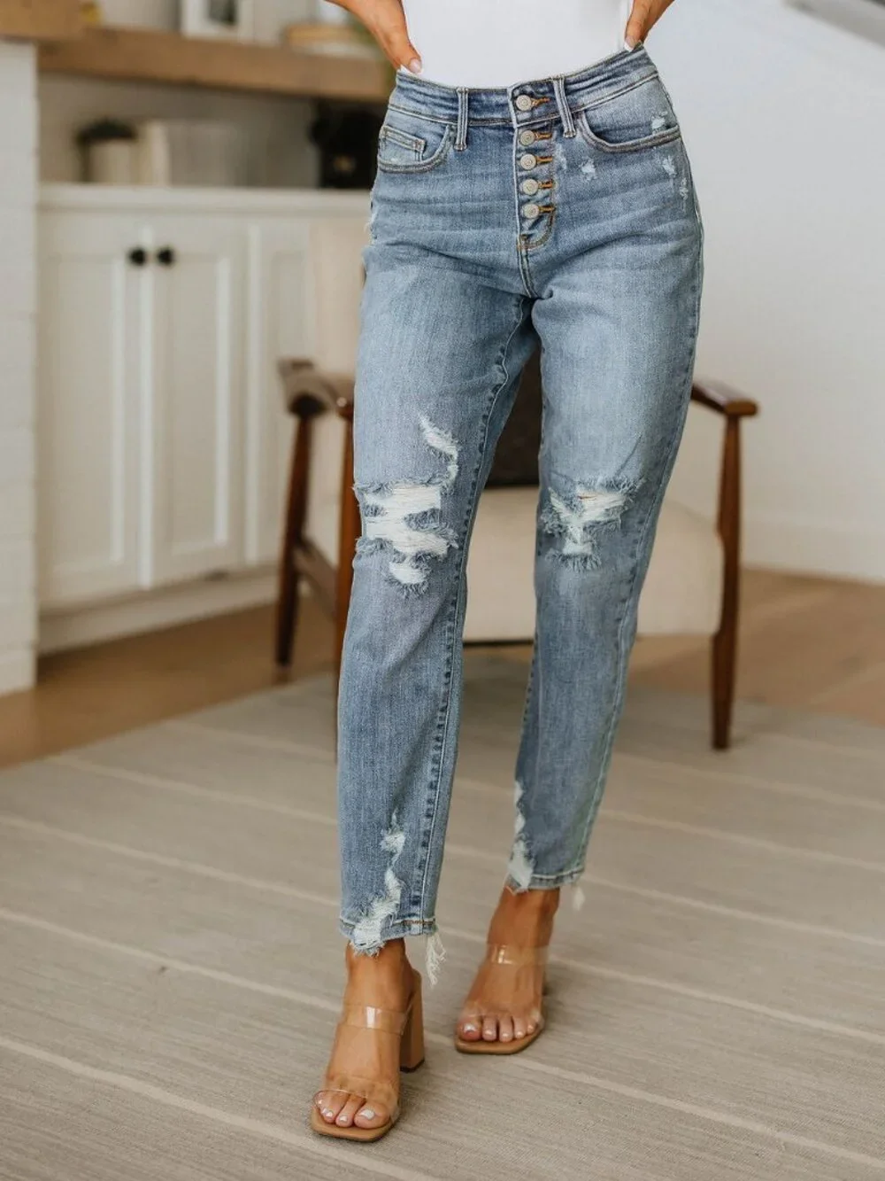 JUDY BLUE High Rise Distressed Button Fly Boyfriend Jeans | Size: 0/24 - Picture 2 of 12